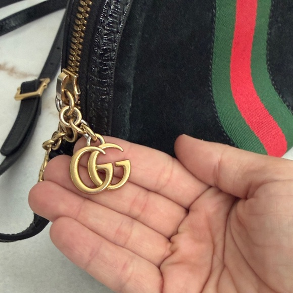 Gucci Black Suede Crossbody Bag with Green and Red Stripe - Picture 2 of 6